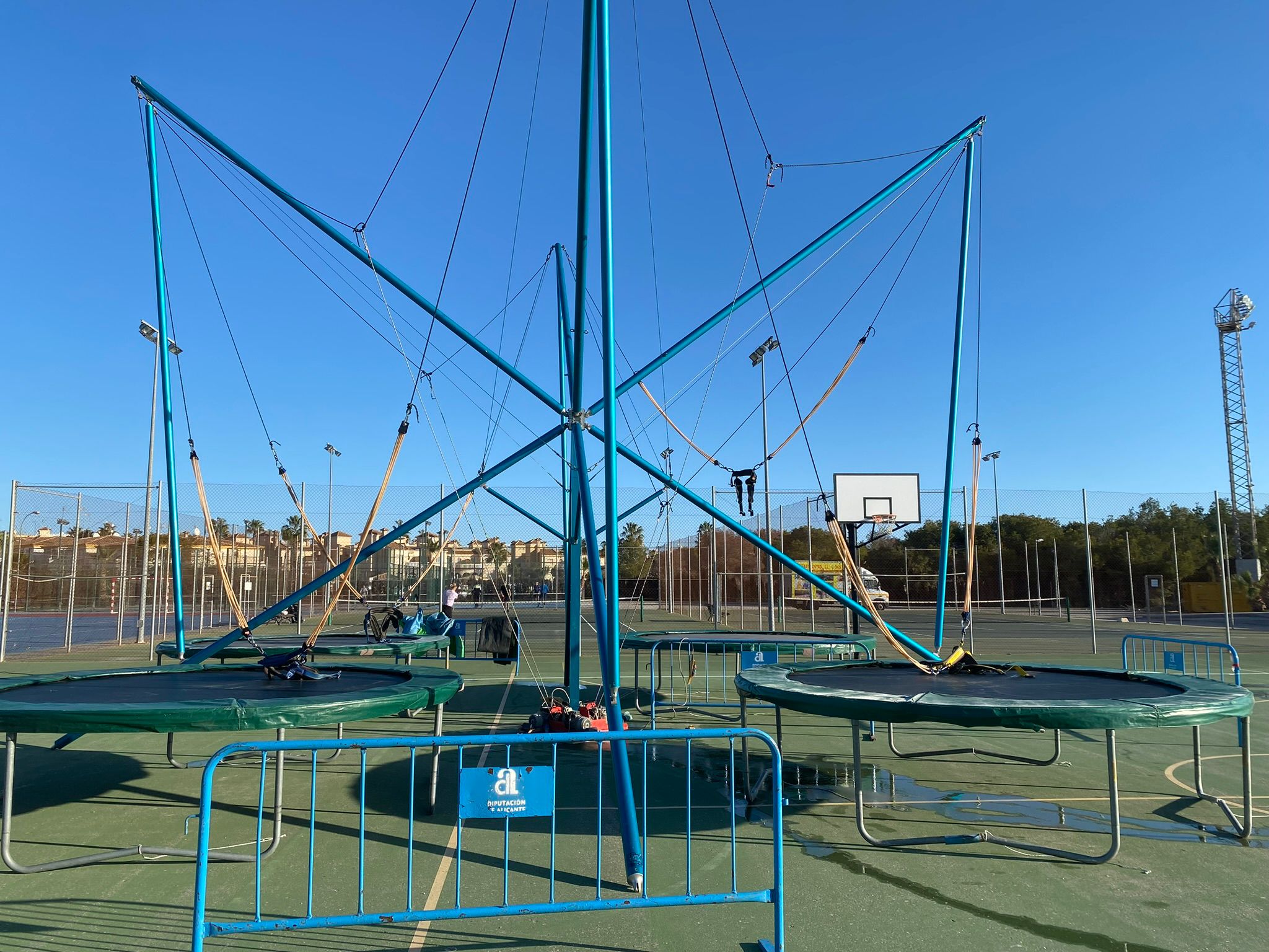 Castillo hinchable gigante Jumping para fiestas y ferias en Lorca